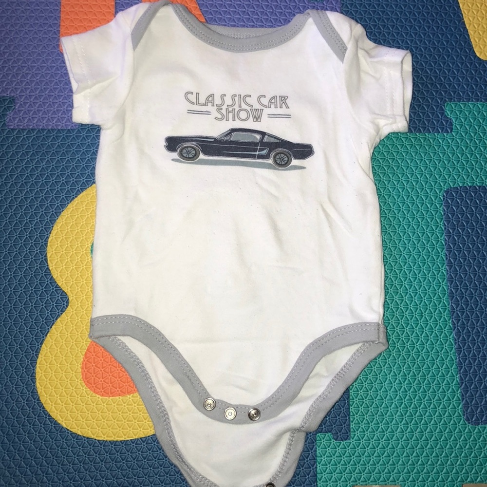 White “classic show” Oneies